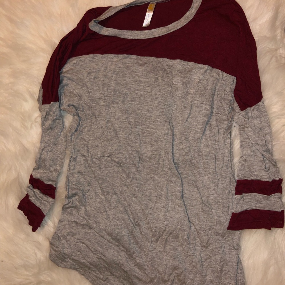 Plain long sleeve shirt